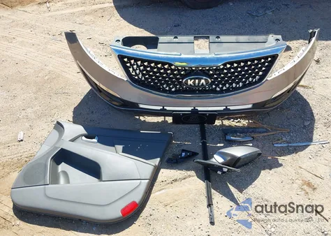 2016 Kia Sportage Lx z USA, uszkodzony, nr VIN KNDPB3AC9G7810280